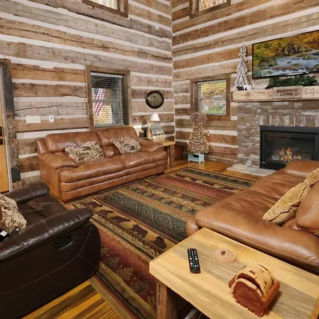 Barnwood Ridge Villa Gatlinburg Exterior photo